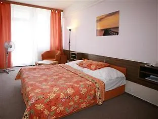 Silver Retro Hotel 4*