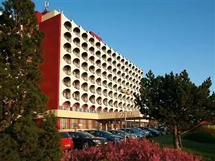 Silver Retro Hotel 4*